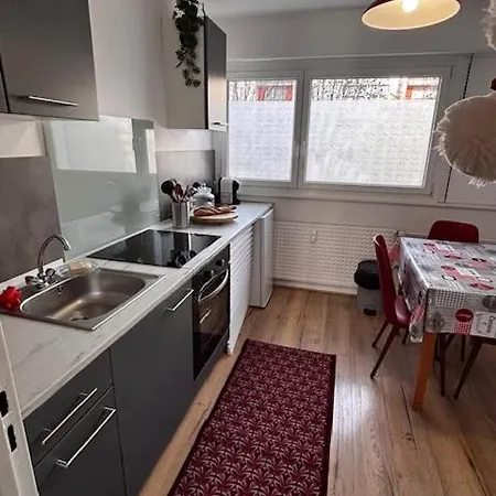 Διαμέρισμα Cosy F2 Centre